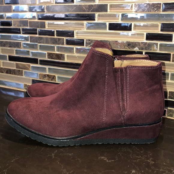 Franco Sarto Bruno Burgandy Faux Suede Wedge